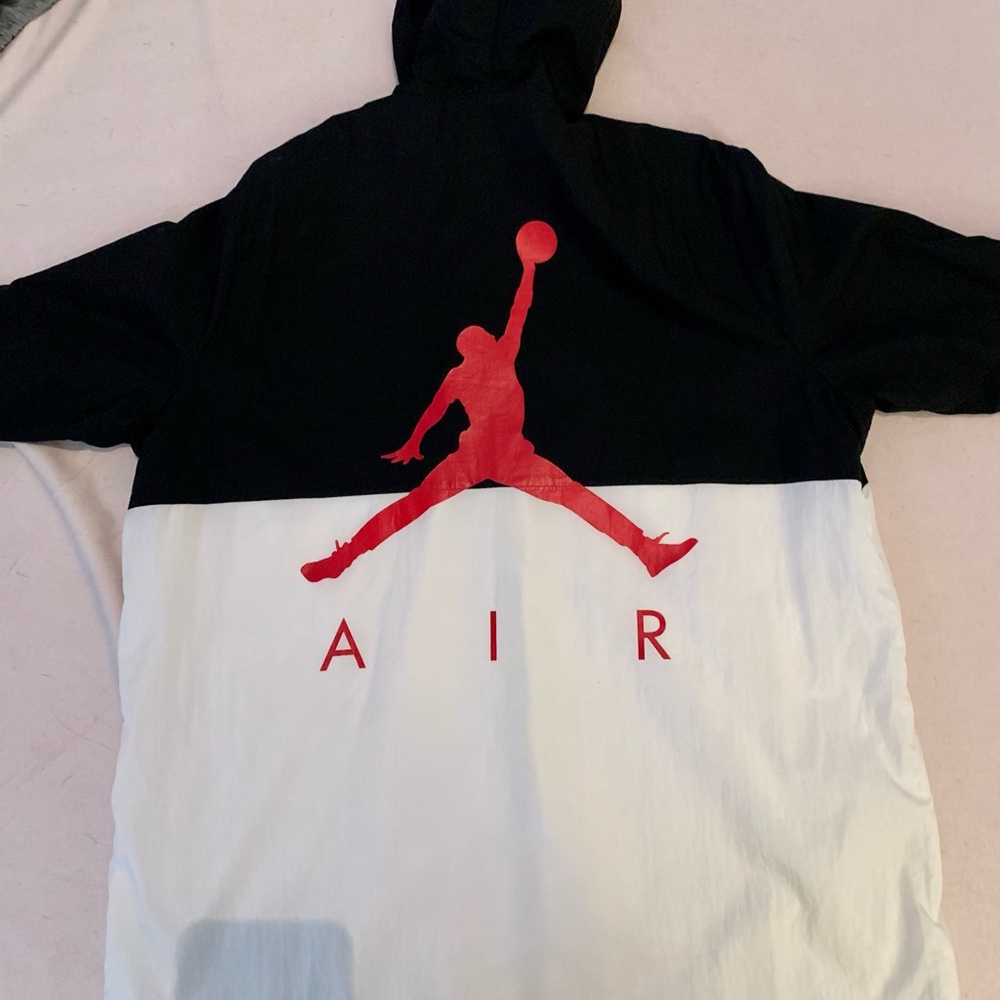 Air Jordan Wind Breaker